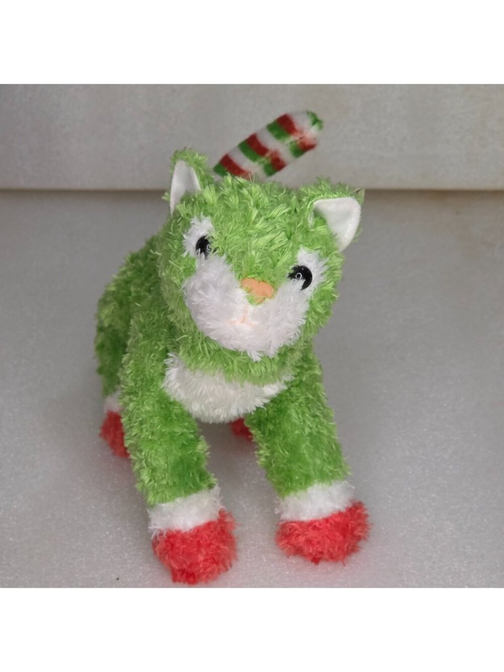 Mistletoe & the Christmas Kittens Green White Red Plush Commonwealth 9" Cat